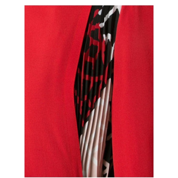 Yigal Azrouël Silk Pleated Peplum Top - Picture 7 of 7